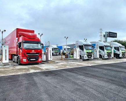 Gas trucks fuelling