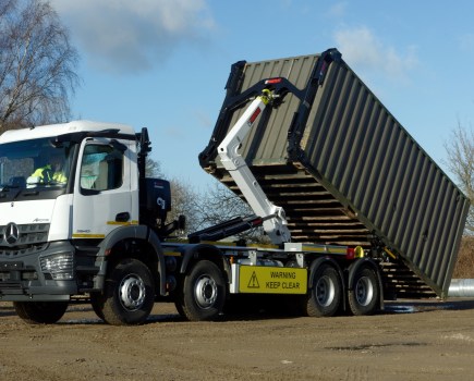 container-handling HGVs