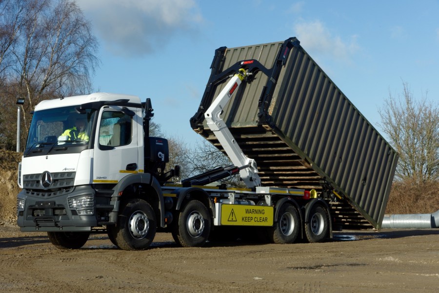 container-handling HGVs