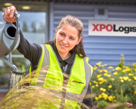 XPO Logistics achieves carbon neutral status in its UK shared user warehouse site in Leicester