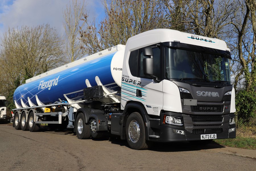 Road Test: Scania 460P A 6x2/2