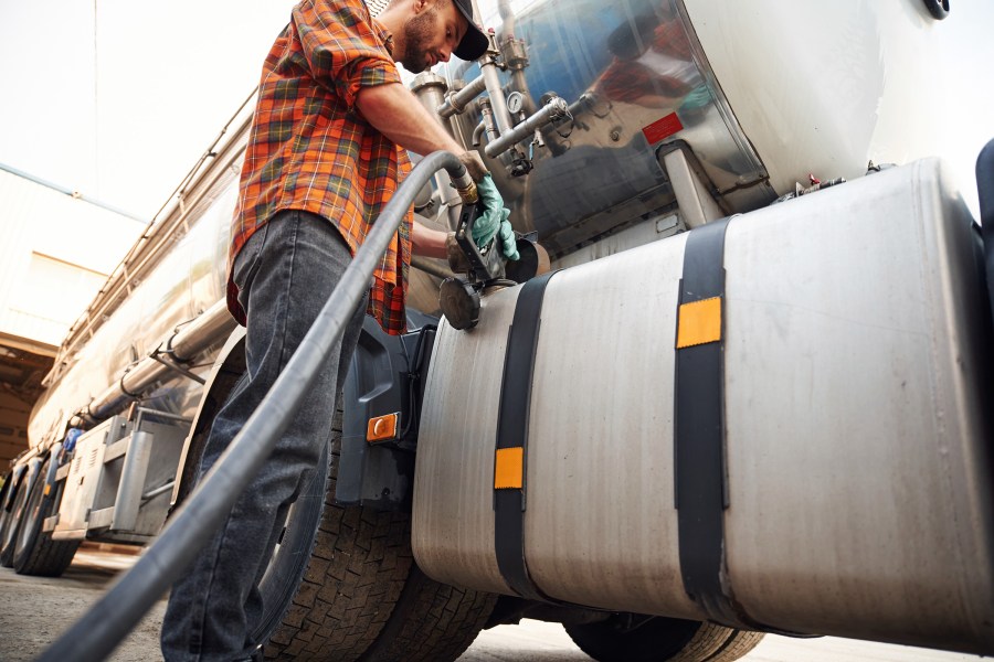 Can HGV diesel be cleaner? Refuelling with clean diesel.