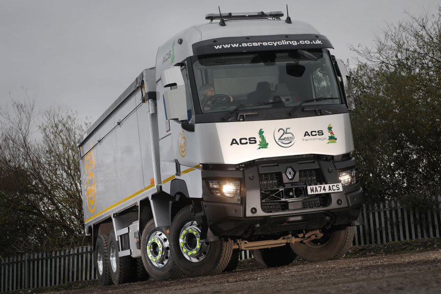 Austin Contract Services adds Renault Trucks C480 to celebrate 25th anniversary