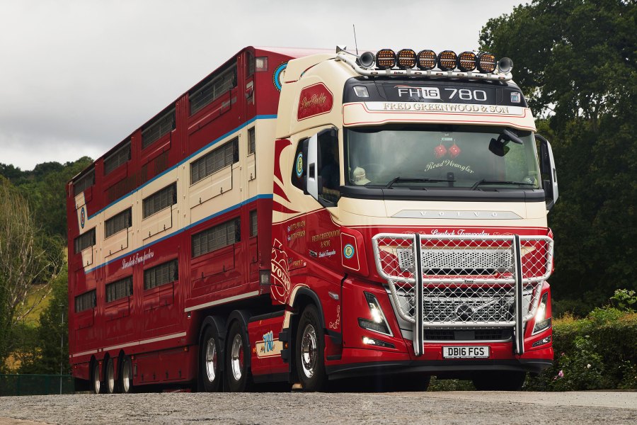 David Blockley and Son adds new Volvo FH16 Aero 780 to its livestock haulage fleet