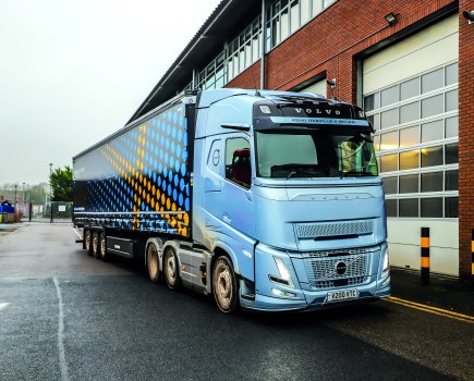 Trucking gets to take a Volvo Aero out for a decent drive, and it leaves a lasting impression