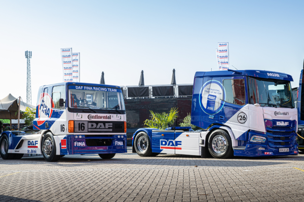 Van Der Mierden Transport’s DAF XD Electric tractor unit, wearing a livery inspired by DAF’s 1996 racing truck